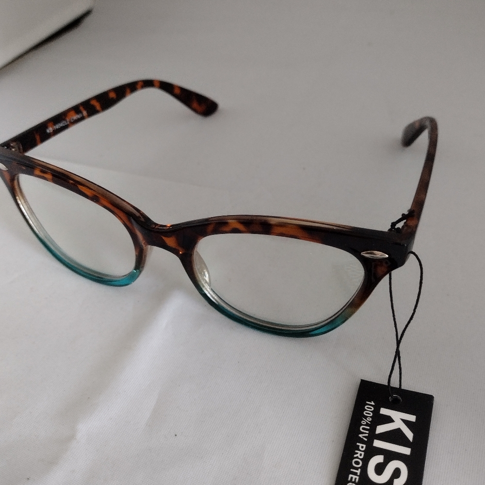 Tortoise Shell Cat Eye Glasses - Picture 2 of 3